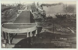 亜欧船舶ノ呑吐港　大連埠頭ノ雄姿