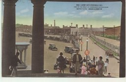 大連の玄関埠頭待合所前の雑踏せる盛観