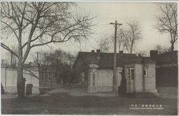 奉天駐剳聯隊ノ営門