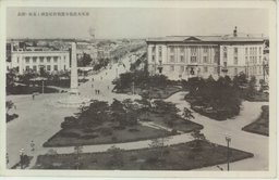 奉天大広場日露戦争記念碑と東拓・鮮銀