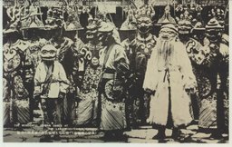 (承徳の喇嘛廟)奇怪なる喇嘛教徒の羅漢踊の奇観